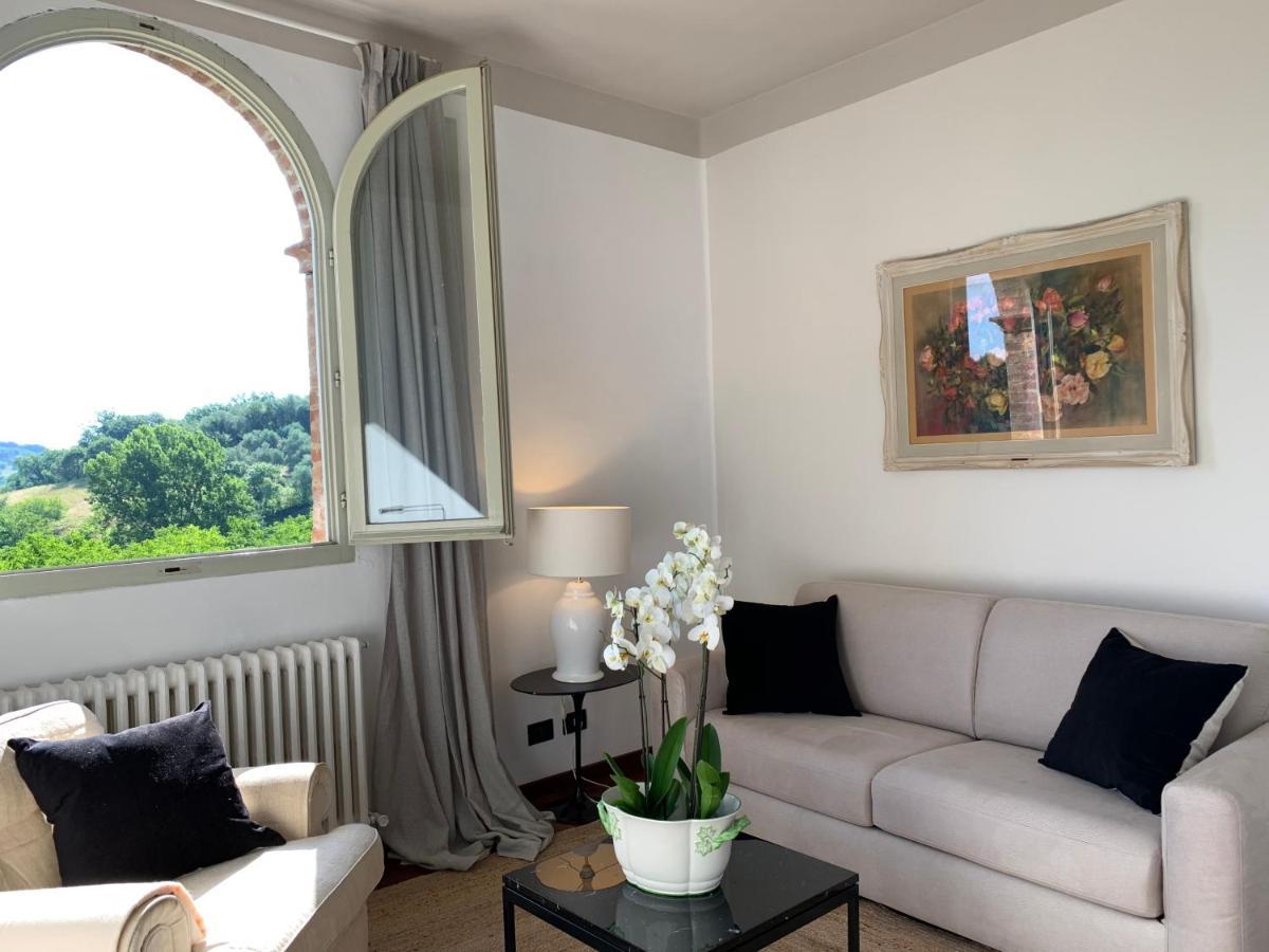 Apartment with Garden View